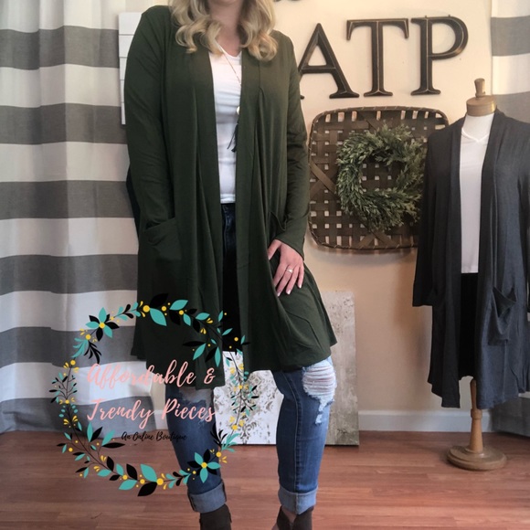 NWT | CHARCOAL 🍁 Boutique Cardigan With Pockets | - Picture 2 of 3